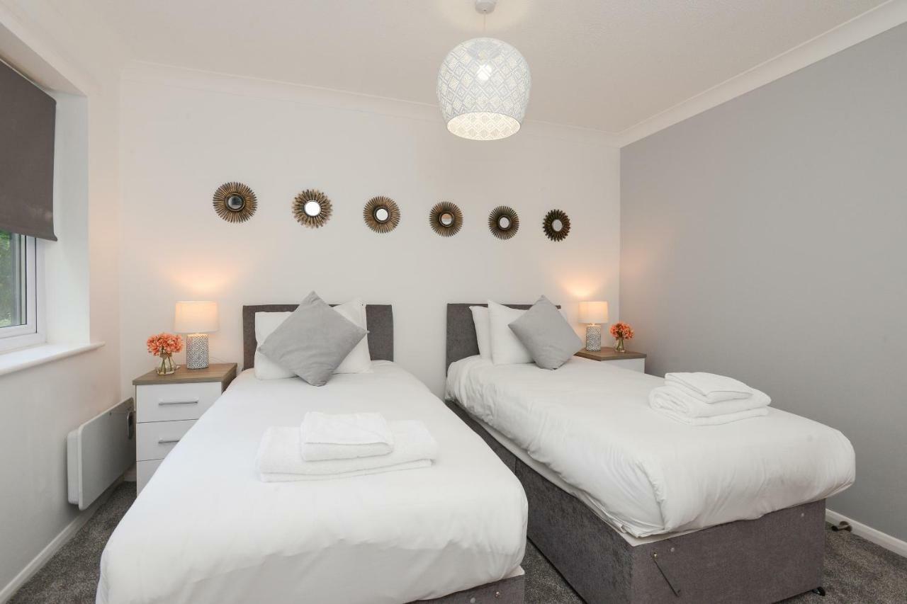 نوتينغهام Brook Court - City Edge Stay Modern 2Bed Apartment المظهر الخارجي الصورة