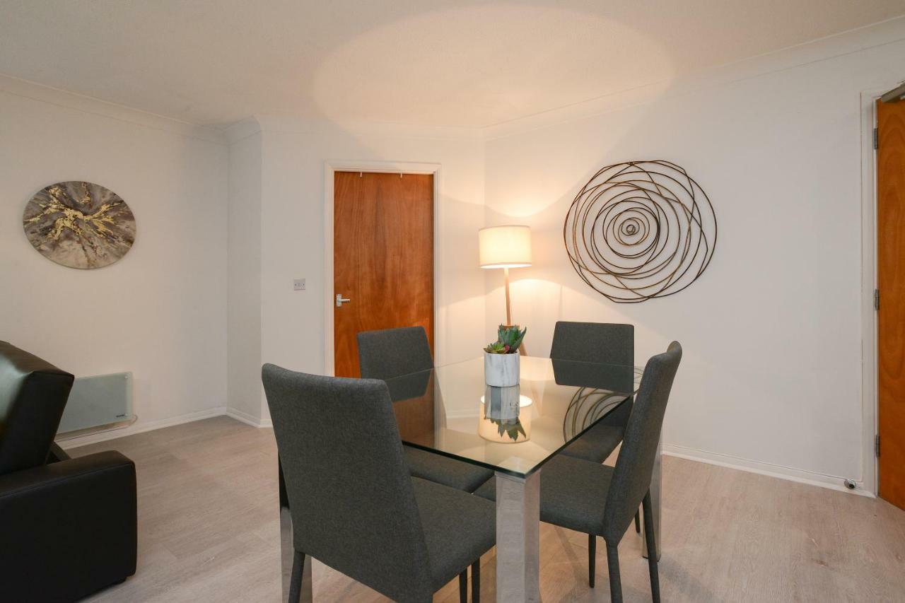 نوتينغهام Brook Court - City Edge Stay Modern 2Bed Apartment المظهر الخارجي الصورة